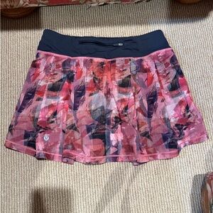 Lululemon Athletica Abstract Pink Mini Skirt